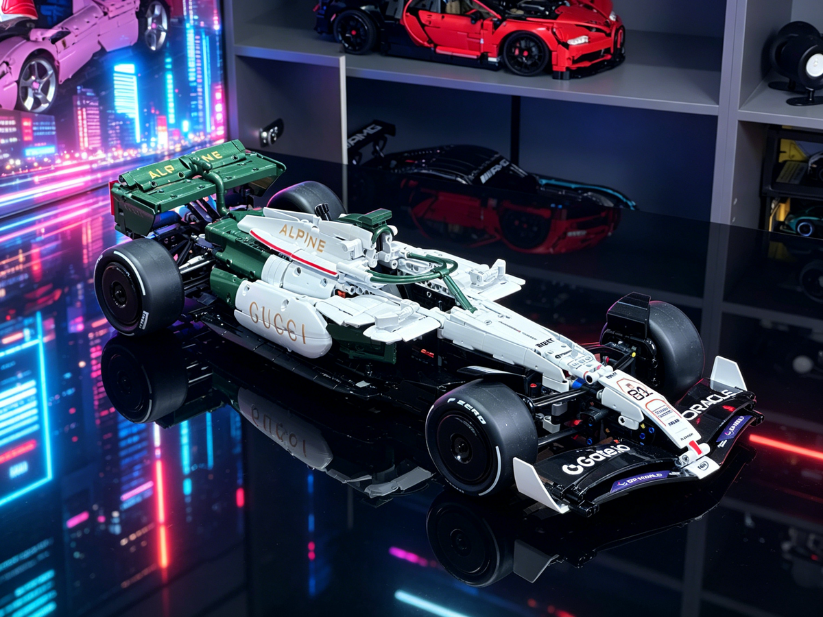 1：8 Scale Alpine F1 Gucci Co Branded Formula 1 Race Car Technic Building Block Model Finished Building Blocks