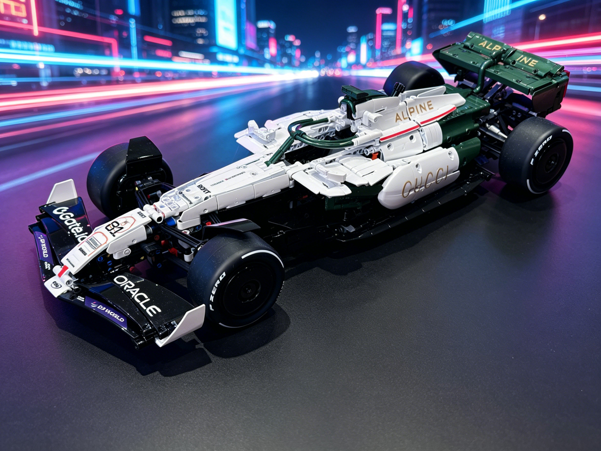 1：8 Scale Alpine F1 Gucci Co Branded Formula 1 Race Car Technic Building Block Model Finished Building Blocks
