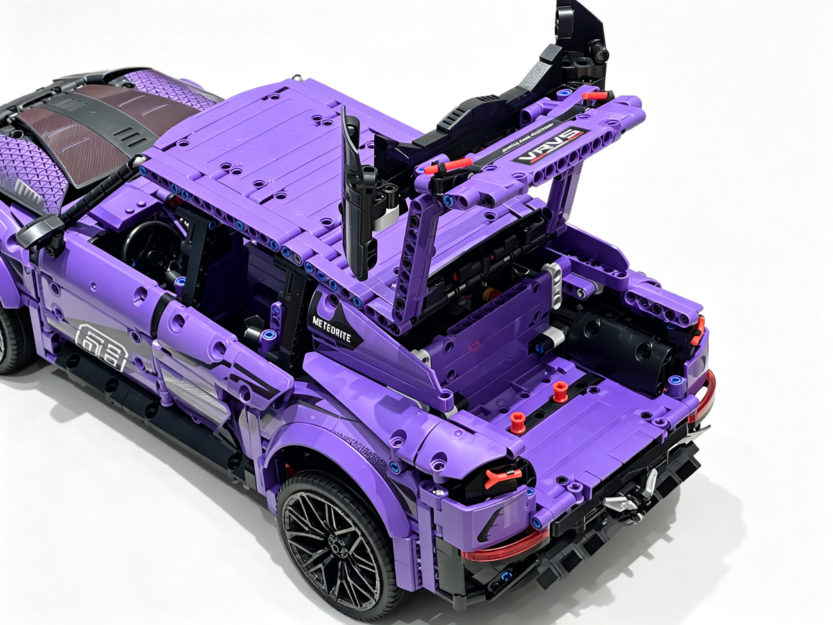 1:10 Purple Lamborghini Urus Widebody SUV Building Blocks Model