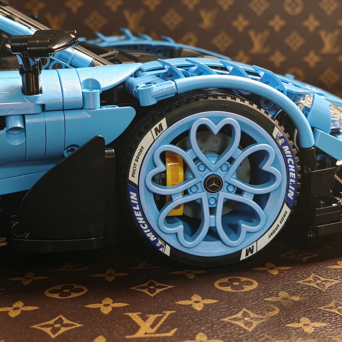 Mercedes-AMG ONE LV Logo Custom Edition 1:8 Finished Building Block Car 3290PCS