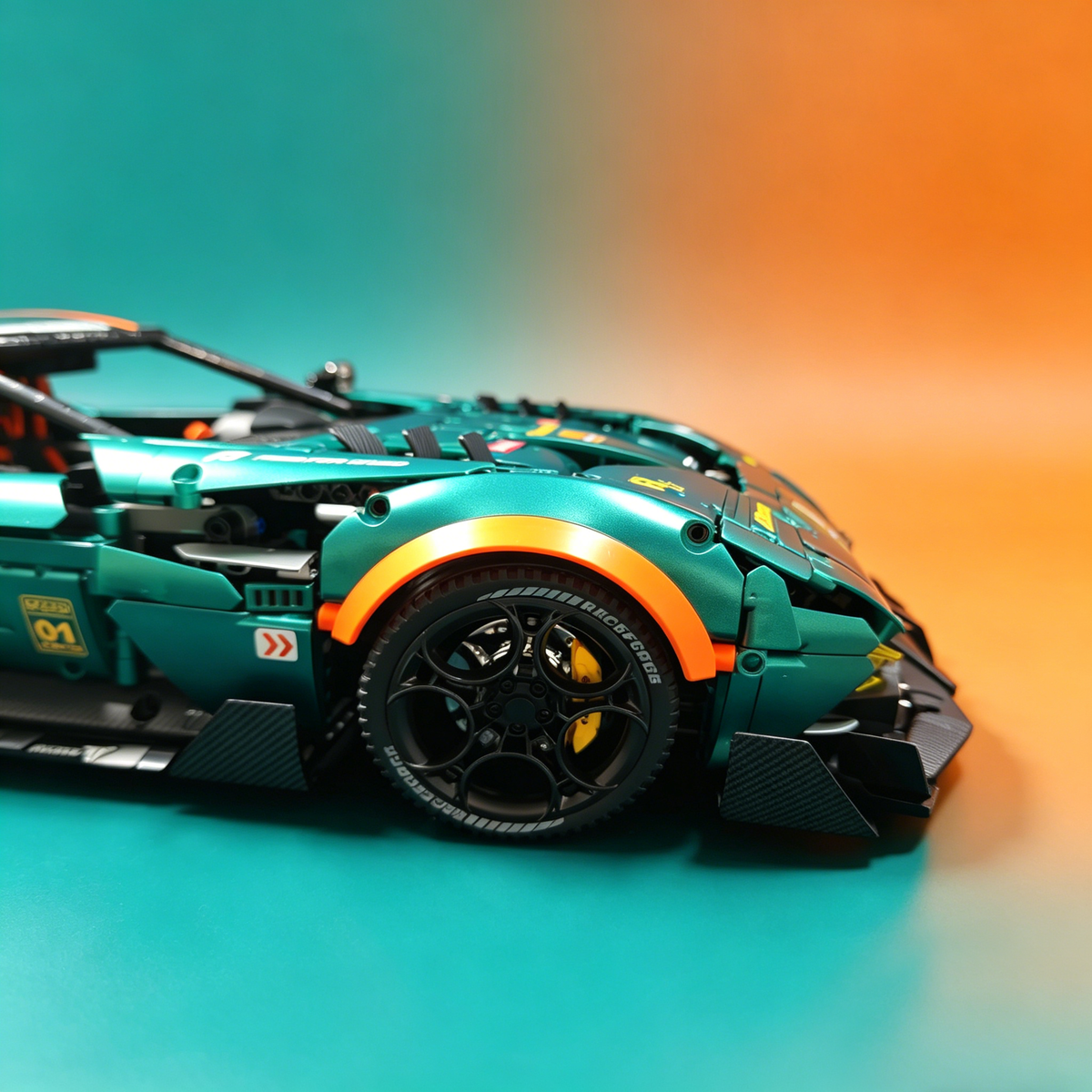 Aston Martin Vantage GT3 1:8 Finished Building Block Car 2980PCS