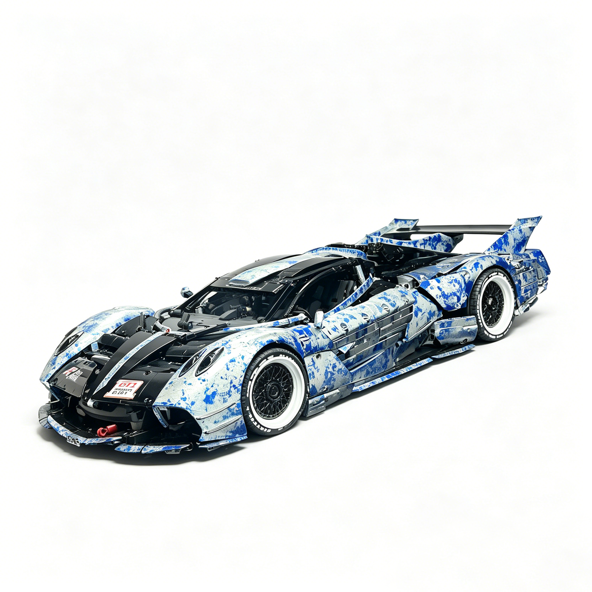 Pagani Zonda R Blue-White Camouflage Custom Livery Edition 1:8 Finished Building Block Car 3180PCS