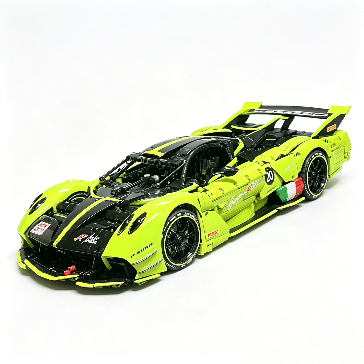 Pagani Huayra R 1:8 Finished Building Block Car 3260PCS