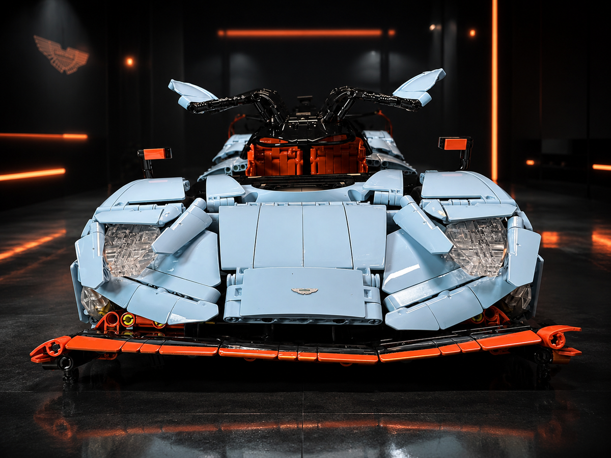 Aston Martin Valkyrie Contrast Custom Livery 3728PCS Finished Building Blocks