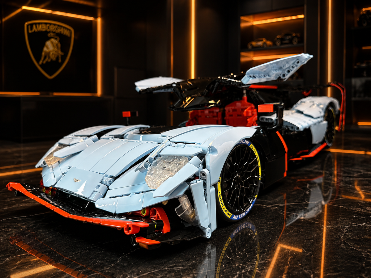 Aston Martin Valkyrie Contrast Custom Livery 3728PCS Finished Building Blocks
